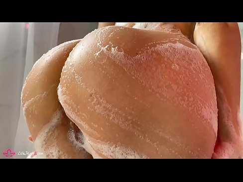 ❤️ Brunetta masturba la figa con il vibratore fino ad un intenso orgasmo sotto la doccia ❤️ Porno belloal it.pornovore.ru ☑