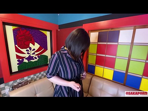❤️ Puttana giapponese con grandi tette si masturba con sex toys e ha un orgasmo. Parla in un'intervista della sua esperienza di scopata. Tette enormi e figa pelosa che geme forte. Osakaporn ❤️ Porno belloal it.pornovore.ru ☑
